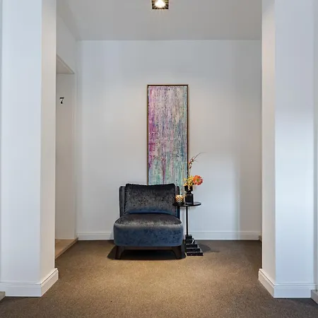 Living Lorens No 5 Apartment *